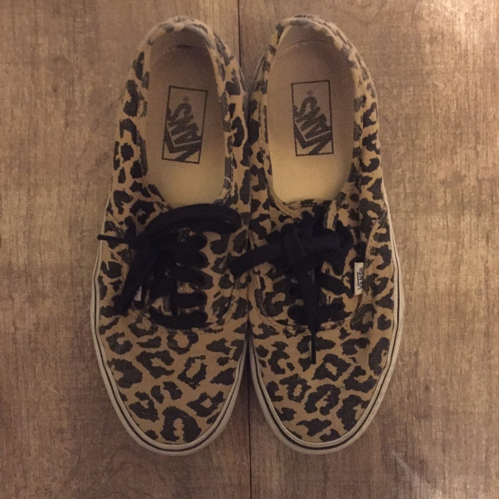 Vans Cheetah print converse